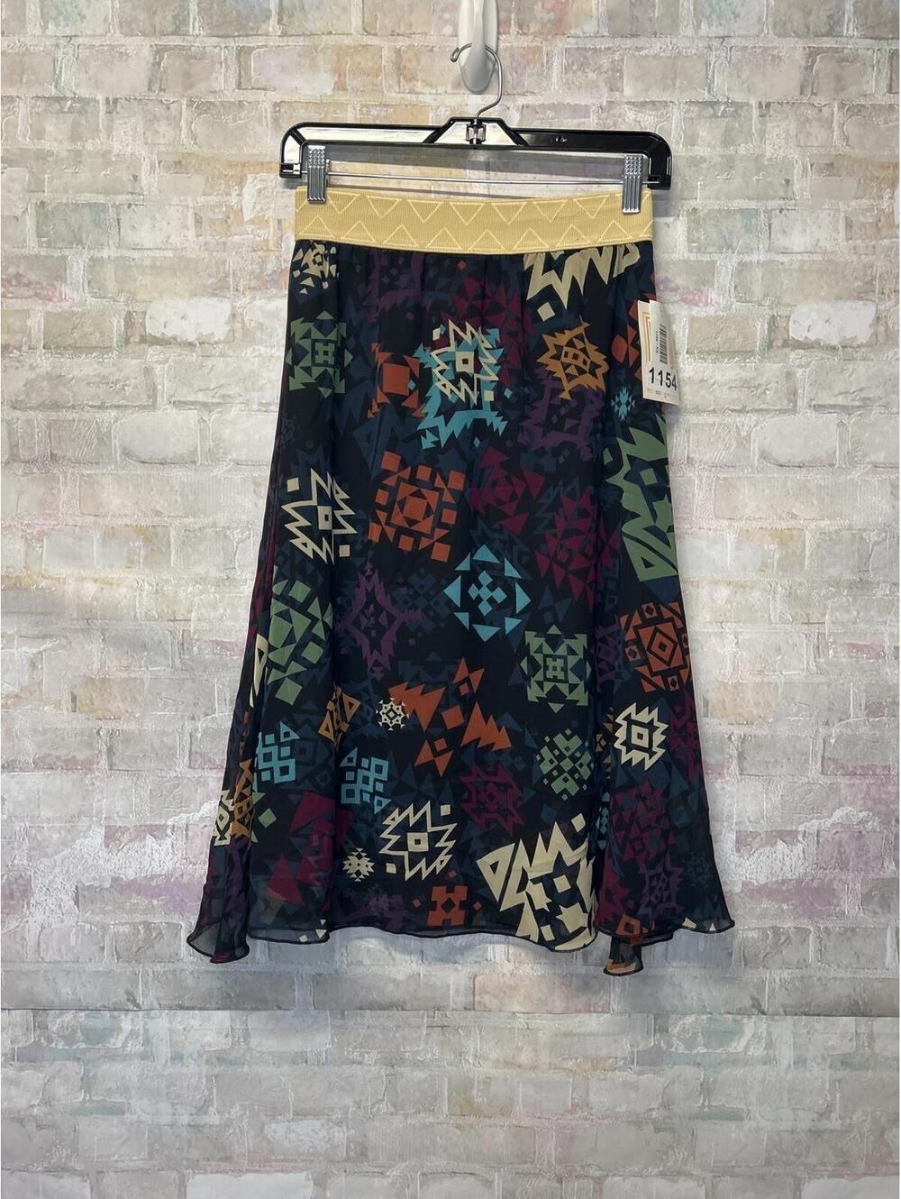 LuLaRoe XS Lola Skirt NWT *Discontinued Style*